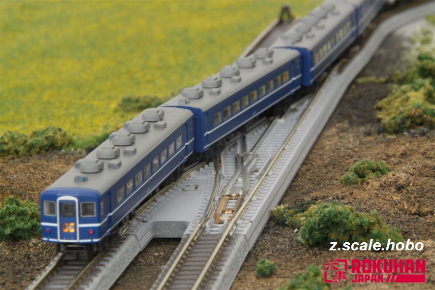 Rokuhan R078 Double Crossover Track: z.scale.hobo